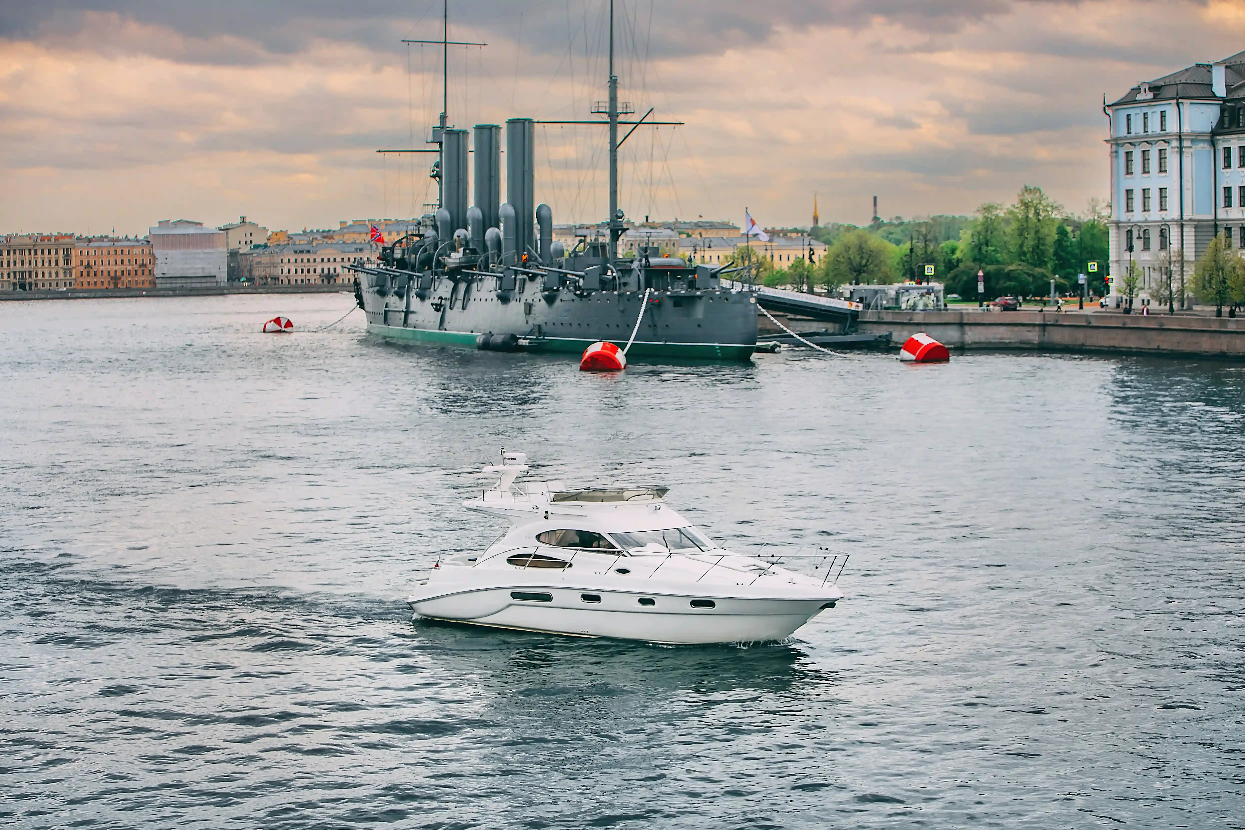 Яхта Sealine 39 AMO image- 7